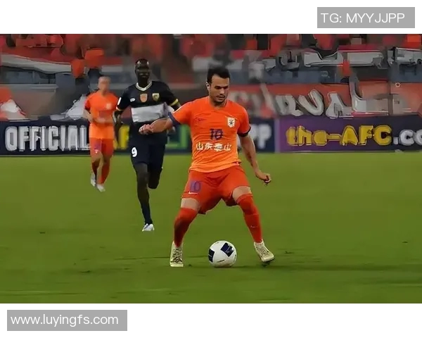 中超天海对阵鲁能精彩直播全程回顾与赛后分析